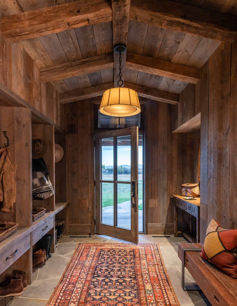 Tour this cozy rustic cabin with idyllic views over the Montana landscape Cozy Rustic Cabin, Mudroom Floor, Montana Cabin, Montana Landscape, Montana House, Mountain Interiors, Southern Summer, Barn Interior, Aged Wood