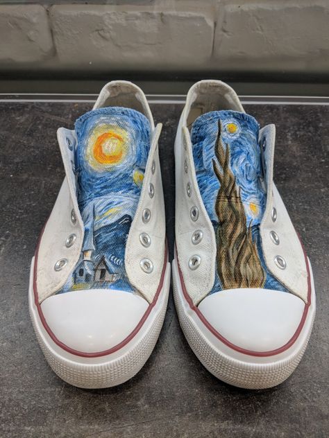 Painted Sneakers Ideas, Sneaker Painting Ideas, Painted Outfits, Af Shoes, Painting Sneakers, Sneaker Painting, Artsy Shoes, Shoe Artwork, Painted Converse