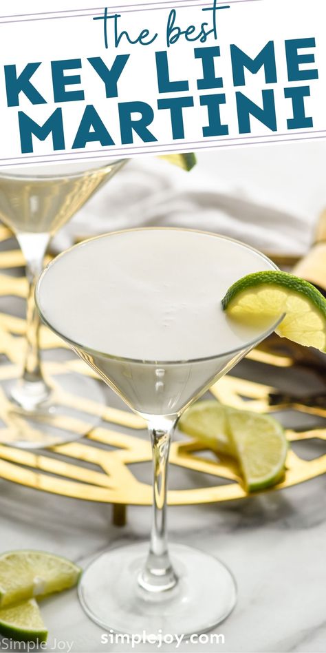 This Key Lime Martini is like dessert in a glass! If you love key lime pie, give this amazing key lime martini recipe a try. You will not be disappointed. Key Lime Shots Recipe, Key Lime Martini Recipe, Lime Martini Recipe, Lime Martini, Coconut Martini, Key Lime Pie Martini, Key Lime Martini, Dirty Martini Recipe, Martini Ingredients