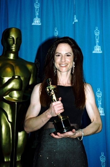 Holly Hunter, Best Actress at the 66th Academy Awards in 1994 Holly Hunter, Bafta Award, Oscar Awards, Best Actress Oscar, Oscar Winning Movies, Oscar Award, Her Film, Academy Award Winners, Oscar Winners