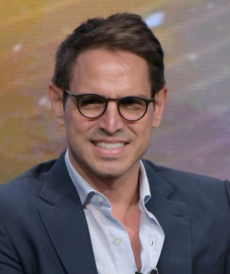 The CW Developing Two Drama Projects From Greg Berlanti Greg Berlanti, The Cw, Drama, Football, American Football