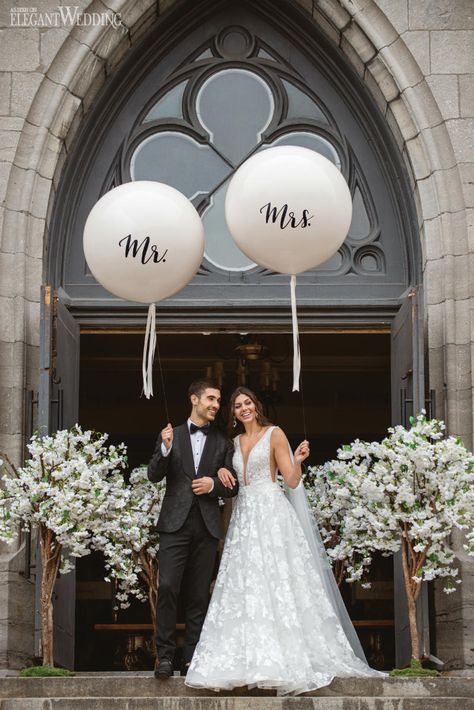 Ballon Decoration Wedding, Civil Wedding Ceremony Ideas, Simple Wedding Balloon Decor, Balloon At Wedding, Civil Wedding Decorations, Civil Wedding Decoration Simple, Civil Wedding Decor, Wedding Reception Balloons, Civil Wedding Balloon Decor