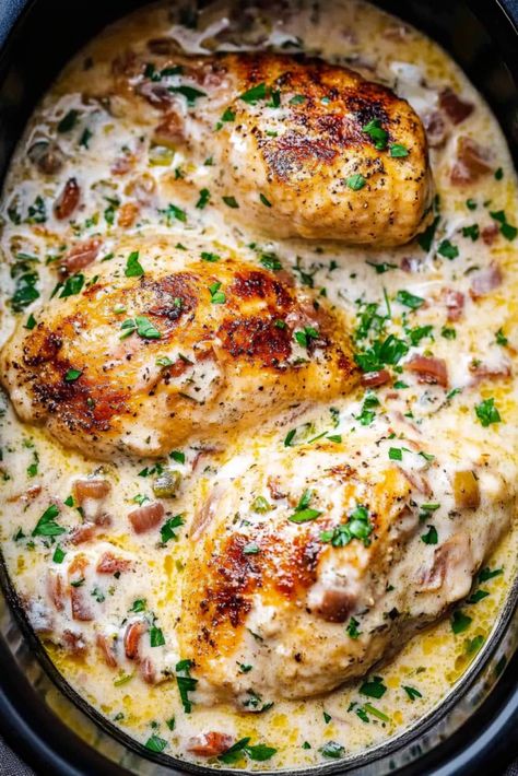 Crock Pot Dinner Chicken, Crock Pot Herb Chicken, Hearty Dinner Recipes Crock Pot, Marry Me Chicken Instapot, Marry Me Chicken Meatballs Recipe, Gluten Free Marry Me Chicken, Simple Chicken Crockpot Meals, Merry Me Chicken Crockpot, Slow Cooker Chicken Dairy Free