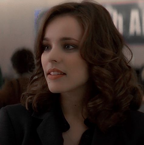 #rachelmcadams #redeye Rachel Mcadams Red Eye, Rachel Mcadams Wedding Crashers, Holmes Movie, Wedding Crashers, Rachel Mcadams, Red Eyes, Beautiful Mind, Mean Girls, Celebrity Crush