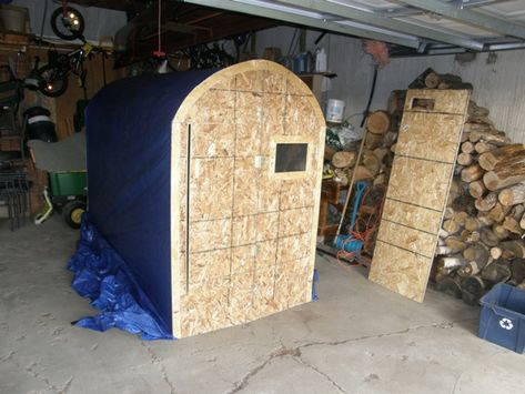 Fishing Forum - Homemade, portable collapsible ice hut... Portable Fish House, Ice Shanty Plans, Ice Fishing Humor, Ice Fishing Shack Plans, Ice Fishing Diy, Ice Fishing Huts, Ice Fishing Shanty, Ice Fishing Sled, Ice Hut