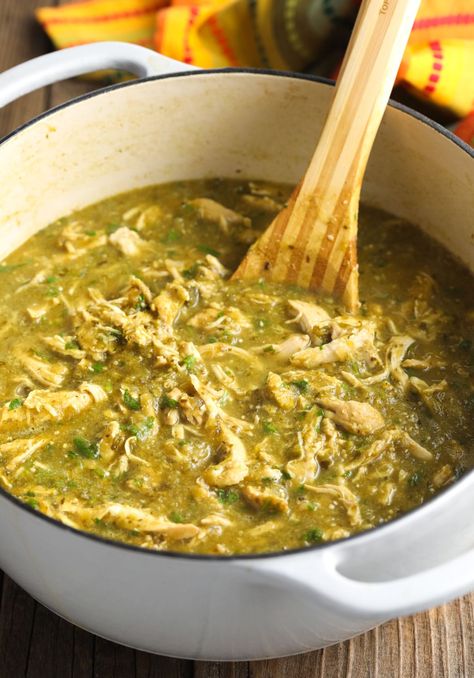 Chile Verde Recipe, Healthy Chicken Chili, Chili Verde Recipe, Chicken Chile Verde, Paleo Chicken Chili, Easy Chicken Chili, Chicken Chili Verde, Soup Weather, Chicken Verde