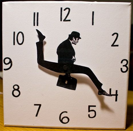 World Clock, Wall Watch, Cool Clocks, Diy Clock Wall, Monty Python, Diy Clock, Wooden Clock, Crafty Craft, Clock Design