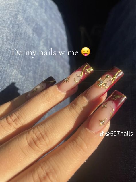 Dark Red Acrylic Nails Coffin Designs, Red French With Gold, Square Shaped Nails Design, Nails Acrylic Boho, Burgundy Nails Designs Nailart, Red And Gold Nails Square, Medium Nails Design, Pomegranate Nail Art, Red Funky Nails