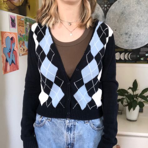 Brandy Melville Outfits, Style Anglais, Argyle Cardigan, Crop Pullover, Fe Clothing, Pullover Mode, Plaid Cardigan, Women Sweaters Winter, Long Sleeve Outerwear