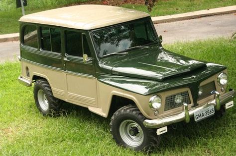 '68 Rural Willys (Brazil) Rural Willys, Willys Wagon, Badass Jeep, Retro Auto, Jeep Pickup, Vintage Vehicles, Willys Jeep, Truck Design, Vintage Trucks