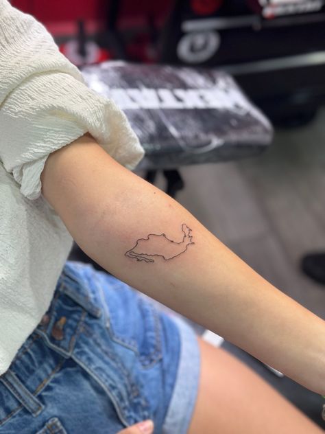 Mexican Art Tattoos, Cactus Tattoo, Discreet Tattoos, Matching Tattoos, Mexican Art, Piercing Tattoo, Pretty Tattoos, Minimalist Tattoo, Cute Tattoos