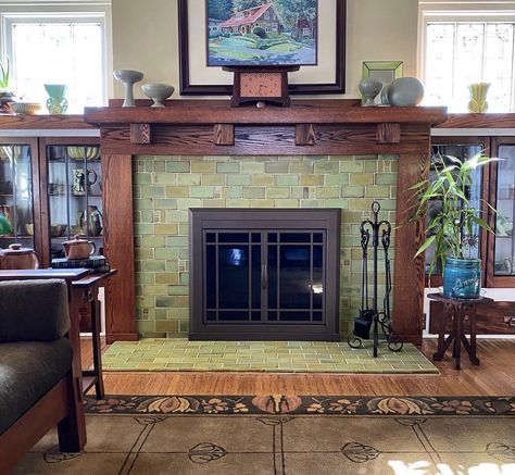 Craftsman Mantle, Herringbone Fireplace Tile, Craftsman Fireplace Ideas, Bungalow Fireplace, Tile Hearth, Fireplace Tile Ideas, Craftsman Home Decor, Craftsman Fireplace, Craftsman Tile