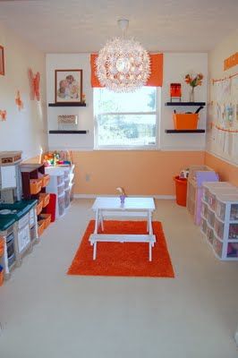 So cute...this is about the dimensions of the extra bedroom that will serve as a play room Orange Playroom, White Playroom, House Tips, Playroom Storage, Home Daycare, Playroom Design, Play Areas, Playroom Ideas, Room Seating