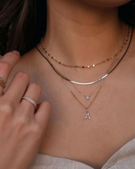 Mejuri Necklace Stack, Mejuri Initial Necklace, Mejuri Necklace, Jewelry Goals, Mejuri Jewelry, Themed Treats, Diamond Initial Necklace, Round Necklace, Gold Choker Necklace