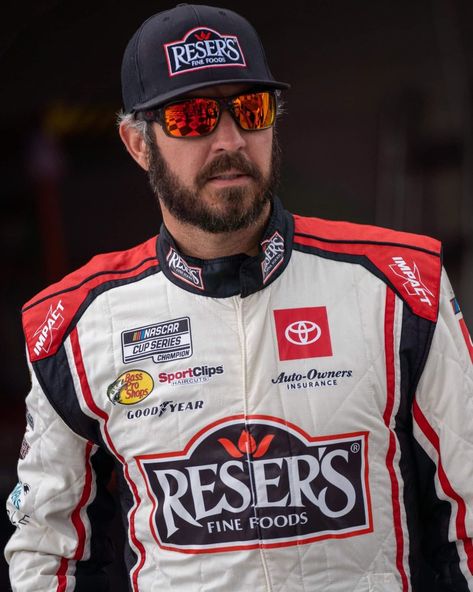 Nascar, Cars, Martin Truex Jr, Ryan Blaney, Nascar Cars, Nascar Drivers, Motorcycle Jacket, Quick Saves