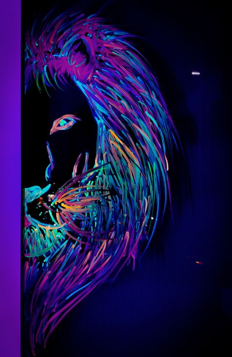 Lion face, glow in the dark lion drawing neon colors under uv lights, artwork , lion, drawing Male Lion Drawing, Face Glow, Lion Drawing, Art Male, Male Lion, Lion Face, Neon Art, Trippy Art, Neon Colors