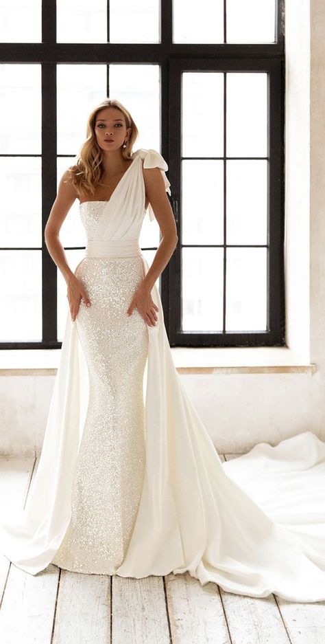 eva lendel wedding dress, eva lendel wedding dresses, eva lendel bridal, eva lendel bridal 2021, elegant wedding dress, straight neckline mermaid wedding dress  #wedding #weddinggown #weddingdresses #weddingdress #bridalgown #bride Plain Wedding Dress, Wedding Dress Sequin, Wedding Dress Trends, Best Wedding Dresses, Zuhair Murad, Elegant Wedding Dress, Wedding Dress Ideas, Ball Gown Wedding Dress, Dream Wedding Dresses