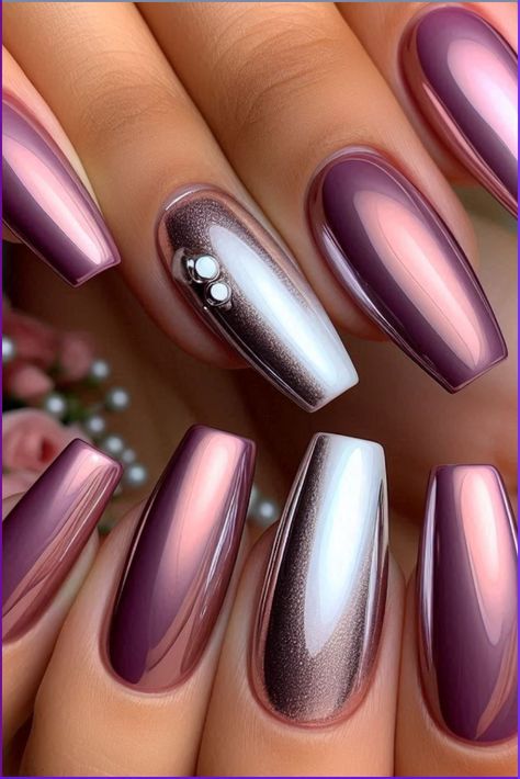 nail art Summer Trend Nails 2024, All Chrome Nails, Chrome Fall Nails 2024, Subtle Chrome Nails, Summer Chrome Nails 2024, Mauve Chrome Nails, Chrome Tips Nails, Silver Chrome Nails Designs, 2024 Fall Nails