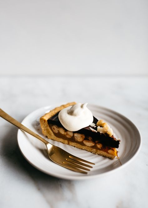 Chocolate-Caramel Macadamia Nut Tart — Fix Feast Flair Nut Tart, Good Fish, Cooking Lifestyle, Japanese Beer, Diy Sushi, Kinds Of Pie, Sushi Party, Tart Filling, Chocolate Macadamia