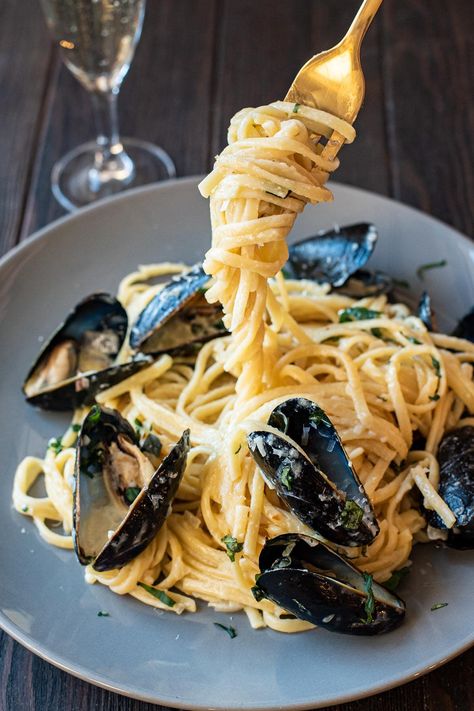 Pasta with Mussels Prawn And Mussel Pasta, Linguine With Mussels, Pasta With Muscles, Creamy Mussel Pasta, Spaghetti With Mussels, Spaghetti And Mussels, Pasta With Mussels Recipes, Mussels In White Wine Sauce Pasta, Mussel Pasta Recipe