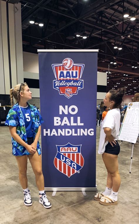 Aau Volleyball, Volleyball Funny, Club Volleyball, Sports Inspiration, Volleyball Tournament, Volleyball Tournaments, Volleyball Inspiration, Volleyball Pictures, Sport Inspiration