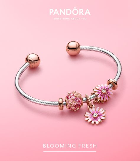 Jewellery Pandora, Beauty Of Earth, Pandora Bracelet Designs, Pandora Inspiration, Expensive Diamond, Synthetic Diamond, Beautiful Diamond Rings, Pandora Bracelet Charms, Buying Diamonds