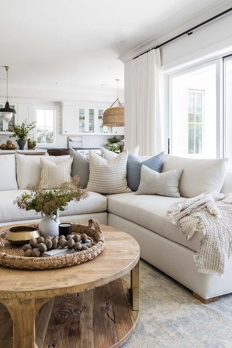 15 Inspiring Modern Coastal Living Rooms - The Unlikely Hostess Small Coastal Living Room, Coastal Farmhouse Living Room, Coastal Cottage Living Room, Modern Coastal Living Room, Beach House Living Room, Coastal House, Homeward Bound, Cottage Living Rooms, Coastal Living Rooms