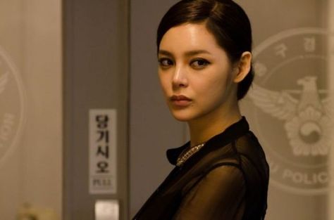 Korean Movie: The Scent - Young Ajummah Free Korean Movies, Park Si Yeon, Joo Sang Wook, Kwang Soo, Korean Movies, Police Detective, Best Dramas, Having An Affair, Exo Kai