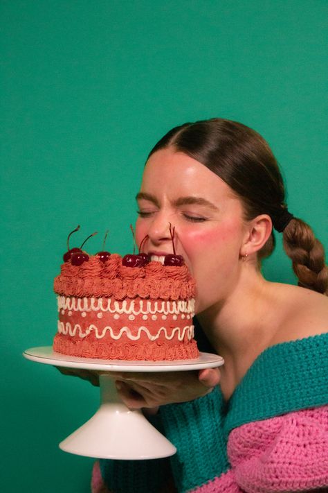 Photoshoot With Desserts, Cake Editorial Photography, Cake Fashion Editorial, Woman Baking Aesthetic, Birthday Editorial Photo Shoot, Cake Eating Photoshoot, People Eating Cake, Eating Cake Photoshoot, Sweets Photoshoot