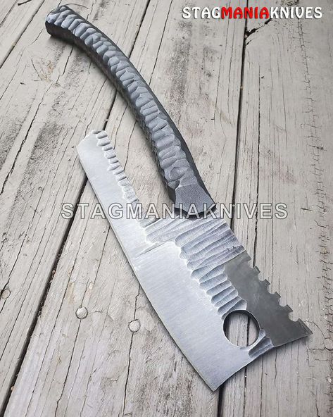 Tactical Swords, Pretty Knives, Tactical Gear Loadout, Camping Knife, Survival Camping, Cool Swords, Cool Knives, Rock Solid, Axes