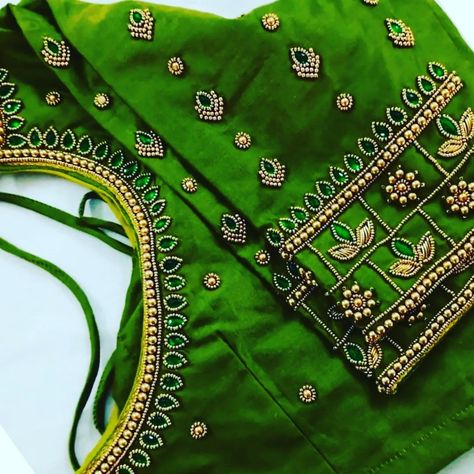 Blouse Design For Green Blouse, Aari Work For Green Blouse, Aari Cutwork Blouse Designs, Aari Blouse Neck Design, Aari Work Blouse Aari Work Blouse Simple Design, Aari Work Nath Design On Blouse, Blouse Embroidery Designs Simple, Simple Blouse Aari Work Designs, Green Blouse Embroidery Designs