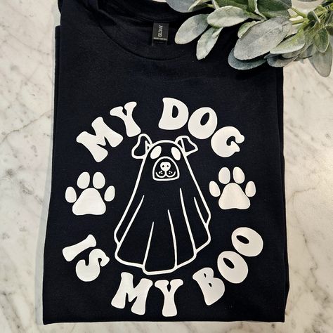 Cool Design! On Unisex Gildan Short Sleeve Shirt Can Make Up To A Size Xl Dog Mom Cricut Shirts, Popular Vinyl Shirts For Women, Dog Birthday Shirts, Dog Mom Halloween Shirt, Fall T Shirt Design Ideas, Cricut Dog Projects, Svgs For Shirts, Htv Shirts, Vinyl Board