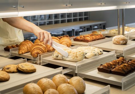 Gallery of Flink Pangyo Bakery Cafe / GGJH - 13 Bakery Shop Photography, Cafe Pastry, Customer Photography, Bakery Photography, Cinnamon Swirl Cake, Coffee And Pastries, Lemon Cupcake Recipe, Bread Display, Cream Cheese Sugar Cookies