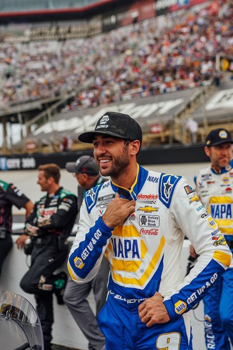 Chase Elliott Car, Chase Elliott Nascar, Chase Elliot, Georgia Peaches, Ryan Blaney, Race 3, Race Car Driver, Chase Elliott, Nascar Driver