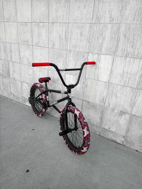 Bike Design Paint, Bmx Street, Exotic Pet, F1 Wallpaper Hd, Bmx Bicycle, Pit Bike, Bike Mtb, Bicycle Design, Bmx Bikes