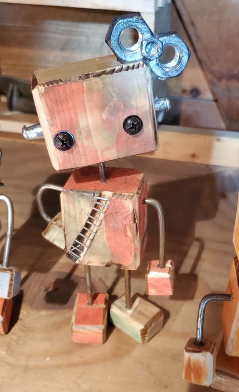 Wood Robots, Wood Robot, Objects Art, Robot Monster, Steampunk Crafts, Robot Sculpture, Diy Robot, Arte Robot, Found Object Art