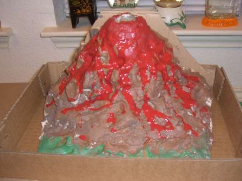 Project Volcano, Volcano Diy, Easy Volcano, Diy Volcano Projects, Volcano Craft, Homemade Volcano, Diy Volcano, Volcano Science Projects, Volcano For Kids