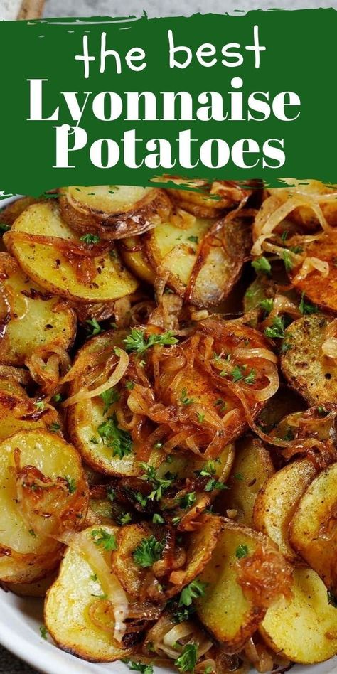 Best Fried Potatoes, Quick Potato Recipes, Roasted Potatoes And Onions, Lyonnaise Potatoes, French Side Dishes, Potato Side Dishes Easy, Southern Bbq, French Potatoes, Sauteed Potatoes