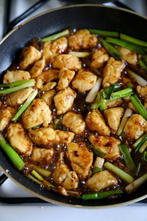 Mongolian chicken recipe Mongolian Chicken Recipe, Mongolian Chicken, Mongolian Beef, Chinese Dishes, Asian Cooking, Sweet And Savory, Asian Dishes, Main Dish Recipes, Chicken Recipe