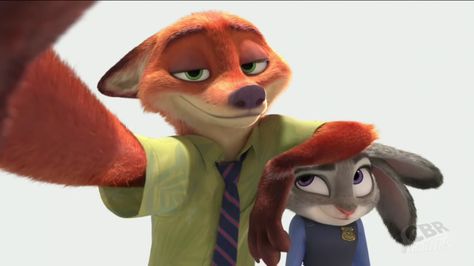 nick and judy's selfie Zootopia Nick And Judy, Nick And Judy, Nick Wilde, Disney Zootopia, Judy Hopps, Pixar Movies, Pinturas Disney, Nikko, Zootopia