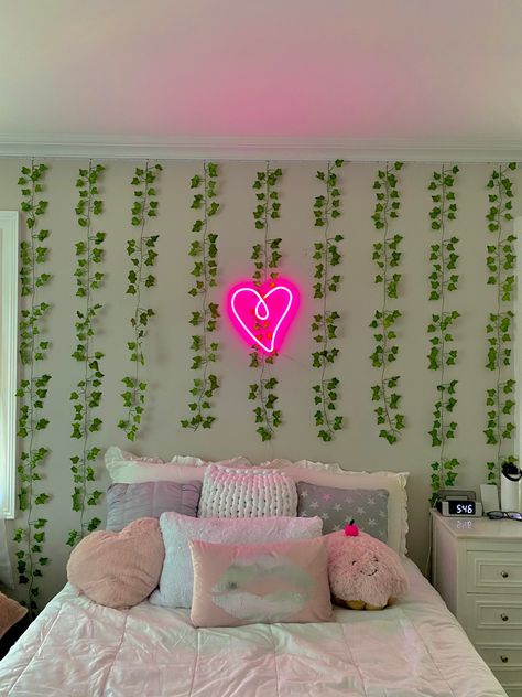 Aesthetic Bedroom Ideas, Dorm Room Inspiration, Indie Room Decor, Dekorasi Kamar Tidur, Pinterest Room Decor, Preppy Room Decor, Room Deco, Preppy Room, Indie Room