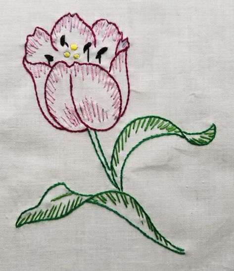 tulip I embroideried 2024 Couture, Embroidery Redwork, Tulip Embroidery, Kitchen Embroidery, Outline Embroidery, Vintage Embroidery Transfers, Field Journal, Easy Crochet Stitches, Sewing Crafts Tutorials