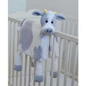 Cow Baby Blanket Pattern Crochet Arcade Cow Baby Blanket, Crocheted Cow, Cow Blanket, Practical Baby Shower Gifts, Crochet Baby Ideas, Crocheted Cow Pattern, Cow Toys, Crochet Cow, Crochet Baby Blankets