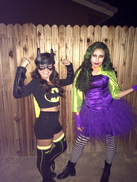 Joker And Batman Halloween Costumes, Bat Man Costume Woman, Batman Joker Costume, Batman Female Costume, Batman Costumes Female, Halloween Costumes Batman Women, Batman Costume Women Diy, The Joker And Batman Costume, Diy Batman Costume For Women