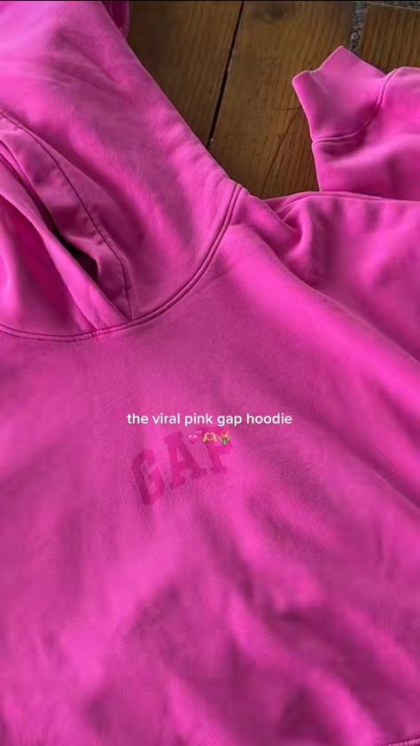 Pink Gap Hoodie Outfit, Pink Hoodie Aesthetic, Pink Gap Hoodie, Hoodie Gap, Outfit Inso, Gap Hoodie, Fire Fits, Cute Preppy Outfits, Love Clothing