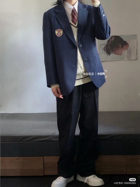 Uniform Aesthetic Boy, Japanese School Uniforms Boy, Japanese Uniform Male, Korean School Uniform Men, Scene Outfits Male, Male School Uniform, School Clothes Boys, Japanese High School Uniform, School Uniform Boys