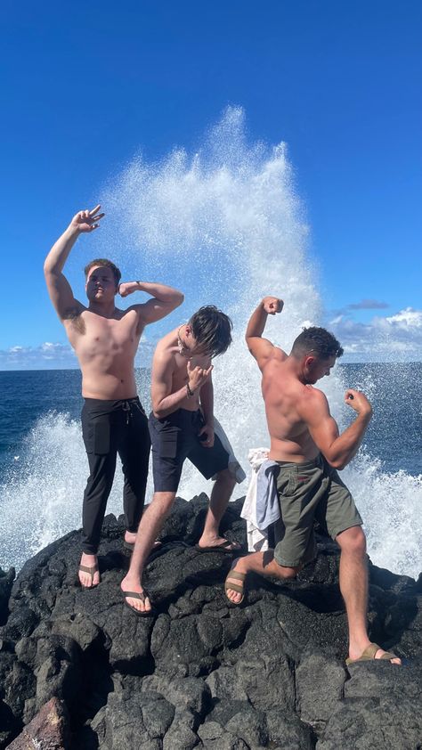 lava rock beach ocean gym flex pose ideas sea hawaii island hilo Shy Wave Pose, Muscle Flex Pose Reference, Gym Flex Poses, Surfer Pose Reference, Beach Poses Reference, Flexing Muscles Pose, Back Flexing Pose, Beach Reference Pose, Flex Pose Reference