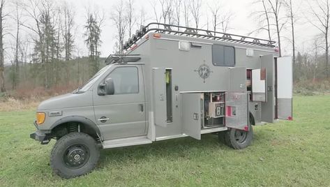 Army Surplus Vehicles, Outside Shower Ideas, Motorhome Renovation, Ambulance Camper, Ambulance Conversion, Motorhome Interior, Portable Hot Tub, Cargo Trailer Conversion, Cellular Blinds