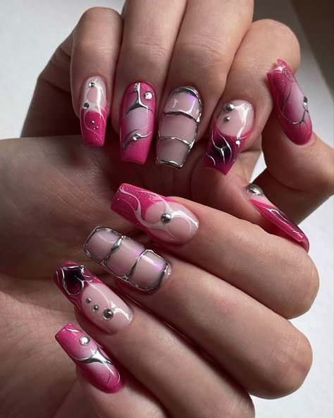 Freestyle Nails, Adorable Nails, Crazy Nail Designs, Vday Nails, Crazy Nail Art, Queen Nails, Punk Nails, Edgy Nails, Gel Nails Diy