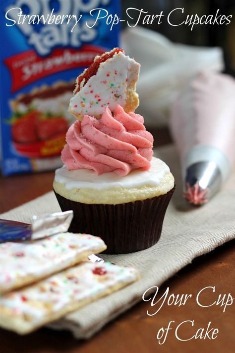 Pop tart Cupcakes YCC Pop Tart Cupcakes, Cupcake Photography, Strawberry Pop, Strawberry Pop Tart, Pop Cupcakes, Pop Tart, Cupcake Flavors, Köstliche Desserts, Baking Cupcakes